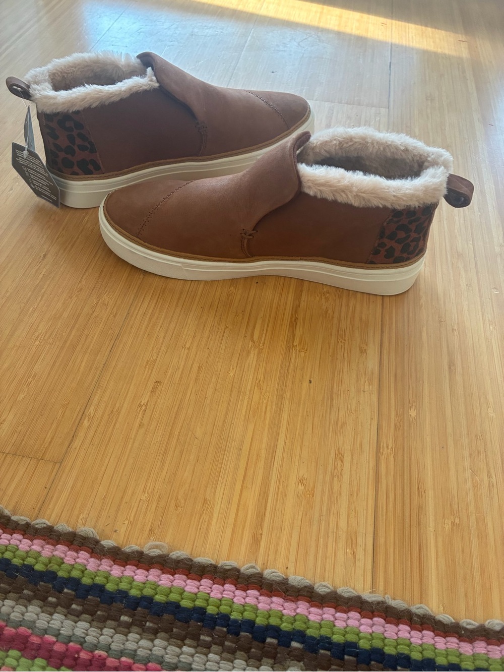 Toms Women Paxton Brown Suede Slip-On Booties with Cream Faux-Fur Collar